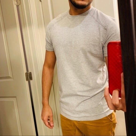 Kenneth Cole Men’s Grey T-Shirt - Picture 1 of 4